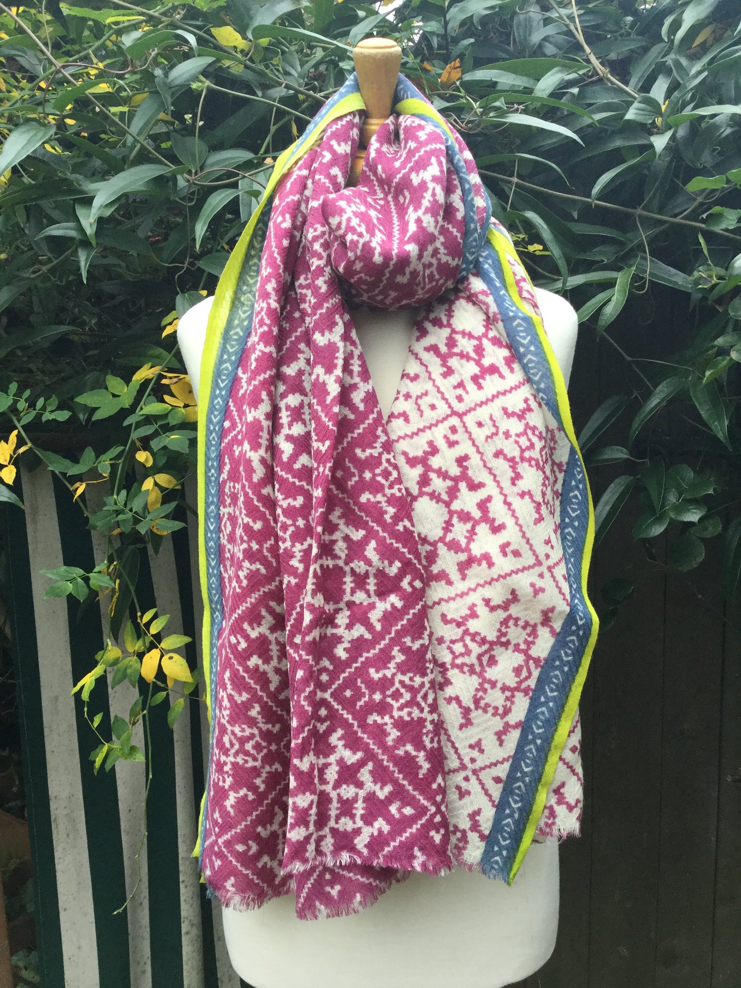 The Pink Gaucho - 100% Fine Wool