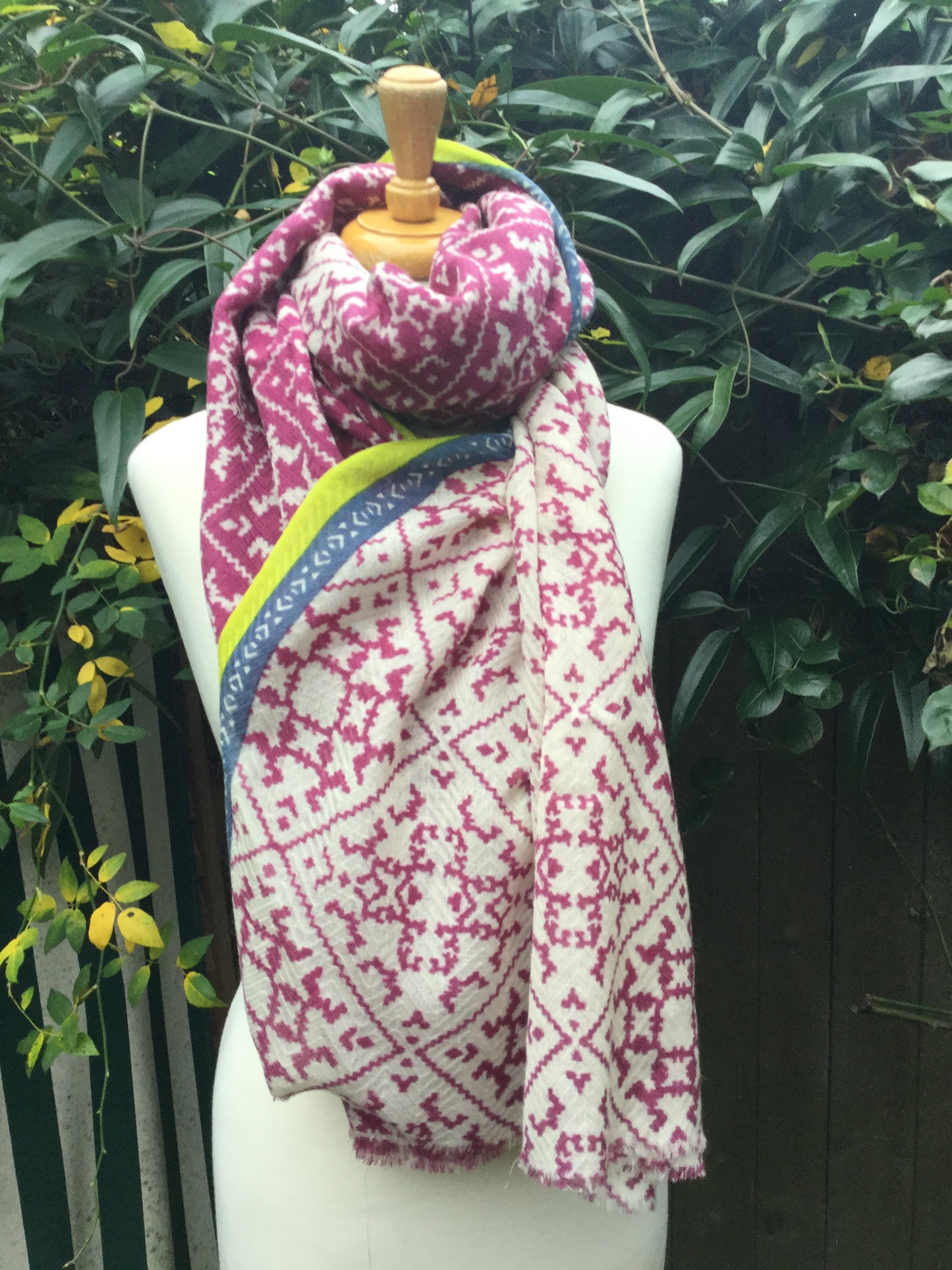 The Pink Gaucho - 100% Fine Wool