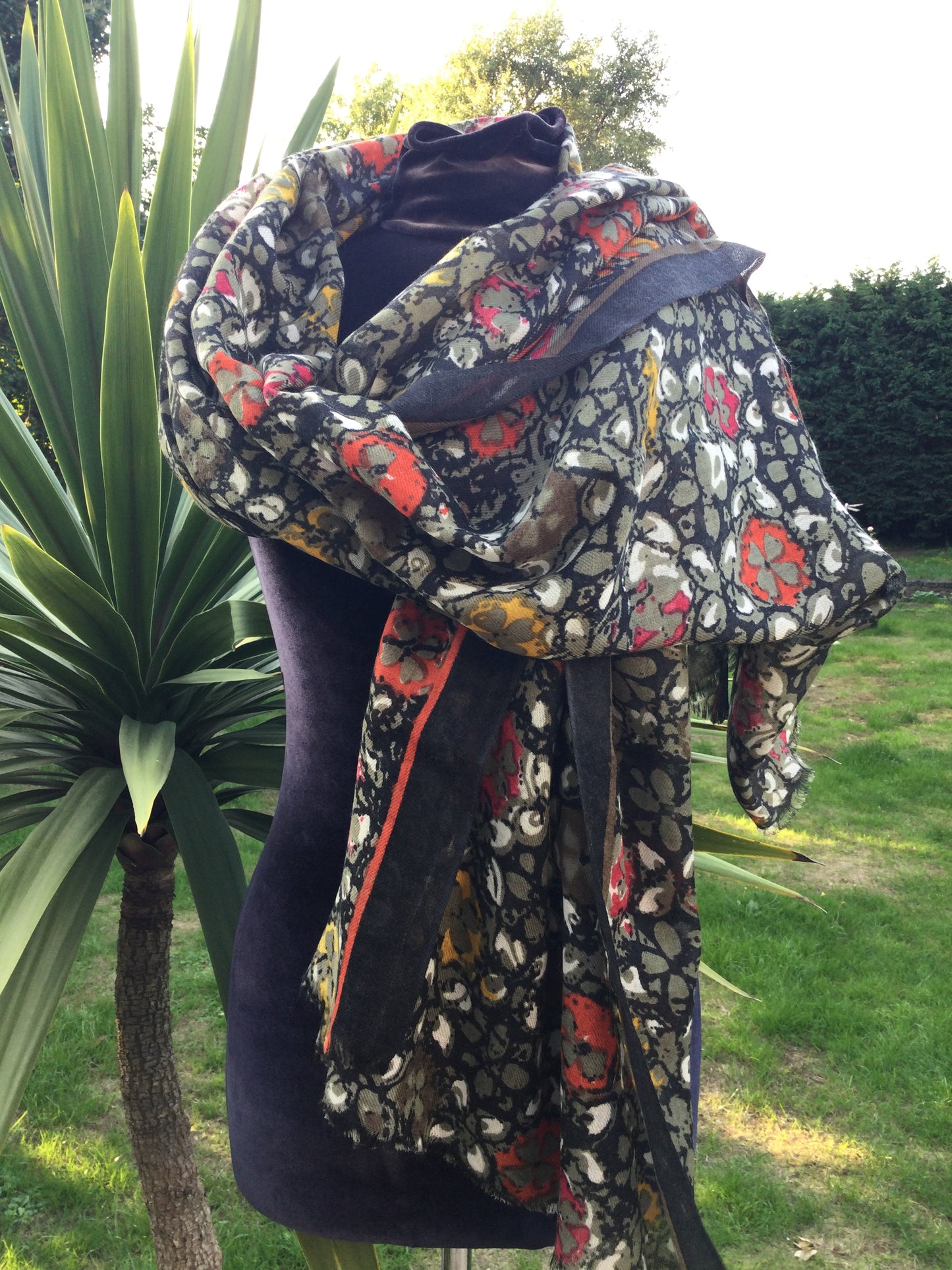 Gabrielle - 100% Fine Wool Scarf