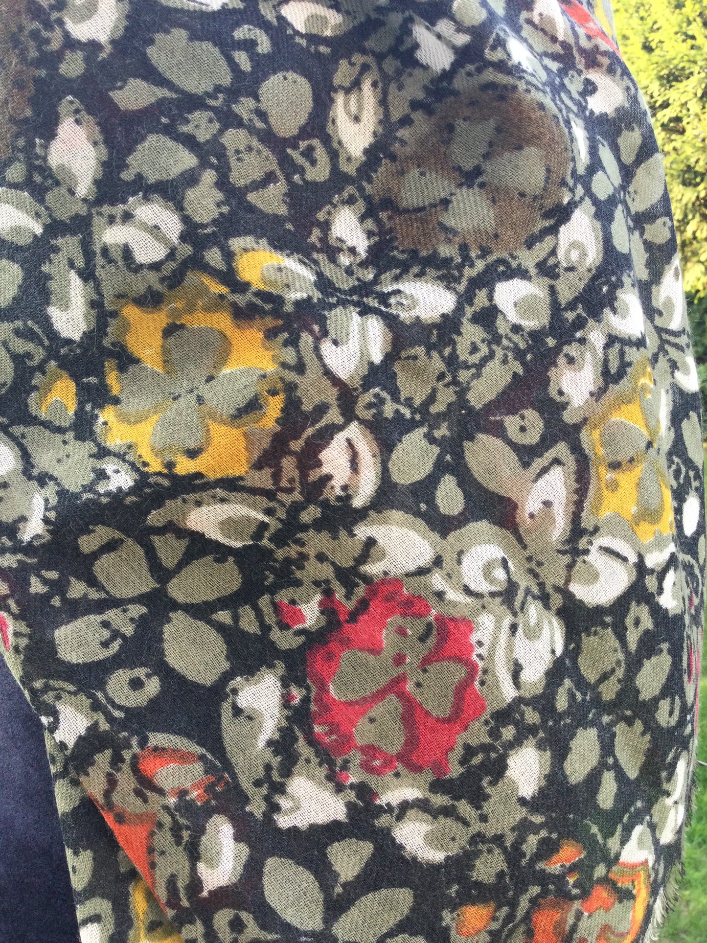 Gabrielle - 100% Fine Wool Scarf