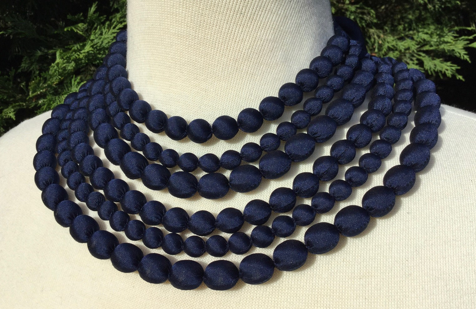 Navy Blue Marco Lucite Beaded Necklace – Leetie Lovendale